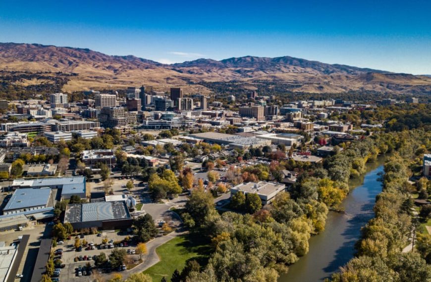 The 10 Most Walkable Cities in Idaho