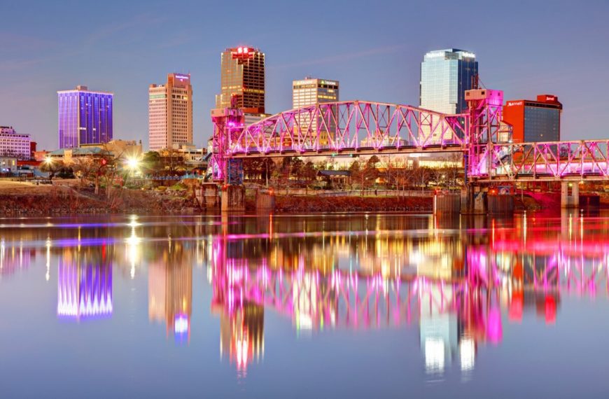 7 Best Little Rock Suburbs to Live in 2024